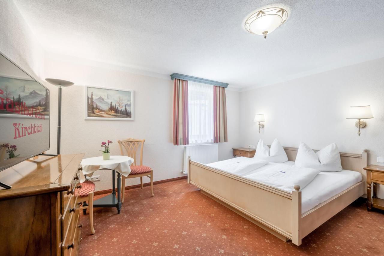 Gasthof Schroll Kirchbichl Esterno foto