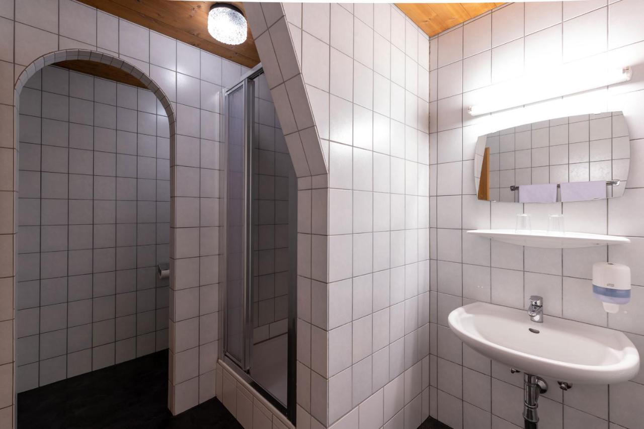 Gasthof Schroll Kirchbichl Esterno foto