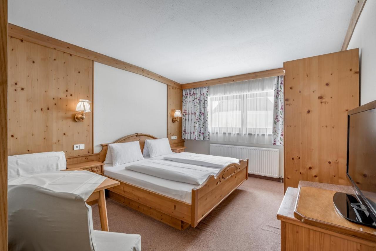 Gasthof Schroll Kirchbichl Esterno foto